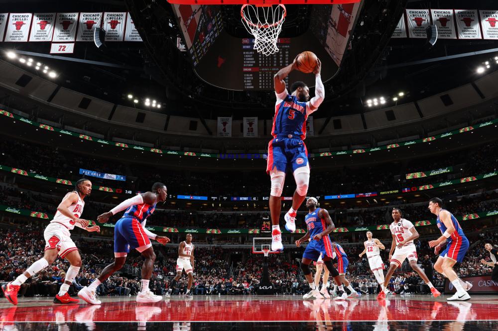 他迅速融入 他迅速融入