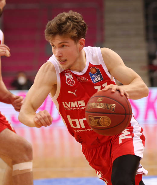 中国女足进奥运会悬了，但也不能“乱炖”了中新体坛.