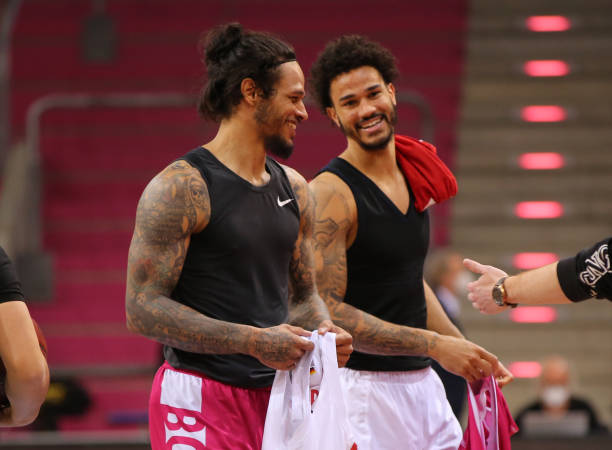 广州男篮官方：欢迎徐昕加入球队 期待他能在新团队打磨技术释放潜力