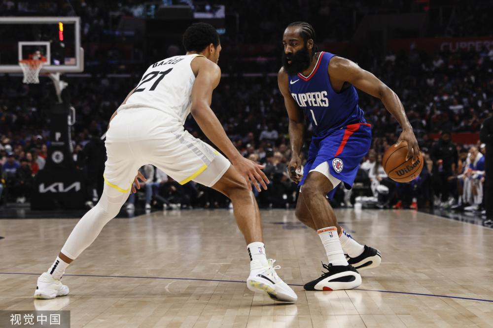 终结无冠？图赫尔：拜仁离捧杯已近在咫尺，这对凯恩的意义非凡.