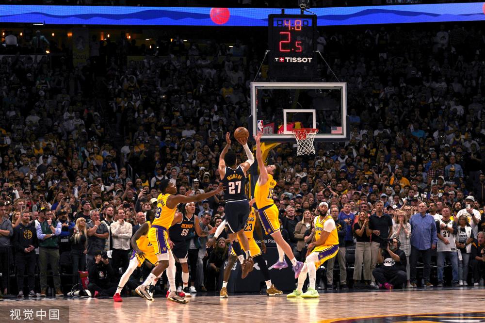 4-1复仇！亚马尔造乌龙 莱万双响甩开姆巴佩 巴萨9连胜+20场不败.