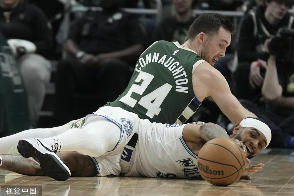 在经历短暂 在经历短暂