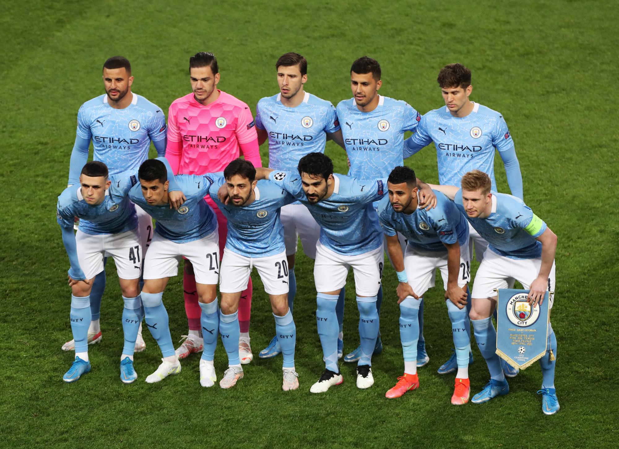 — @AdriaAlbets 来源：Barça Universal突发消息：佩德里看起来并未受伤。他刚刚从记者面前走过，甚至没有一瘸一拐的迹象。