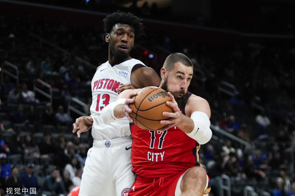 快船后悔没？小凯文波特三不沾后戏耍快船众将，字母哥笑开花了！